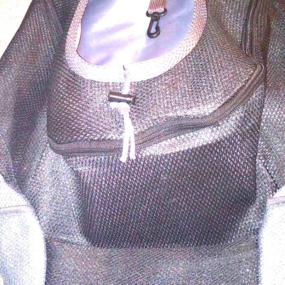 New Dog Carrier - Picture 1 of 4